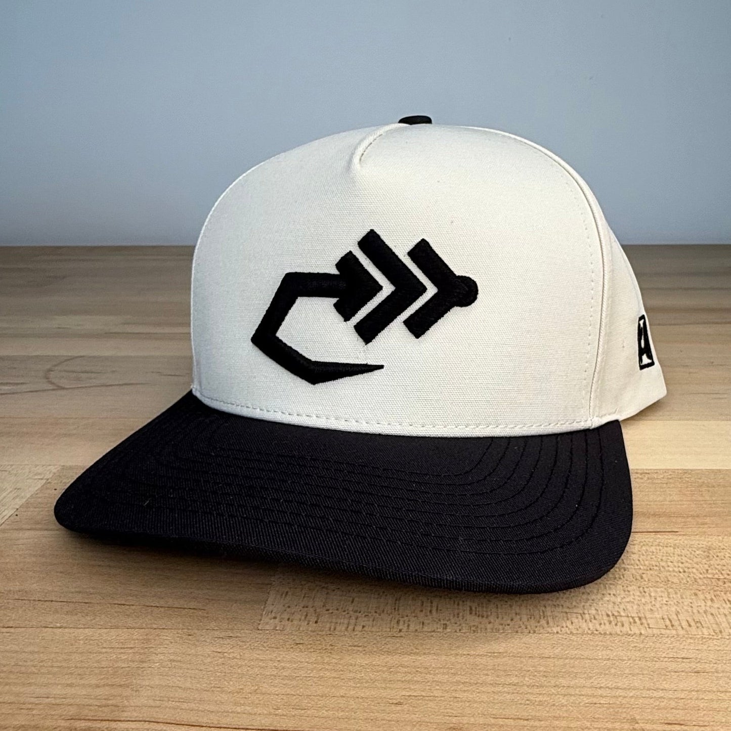 HD FLY Forward hat